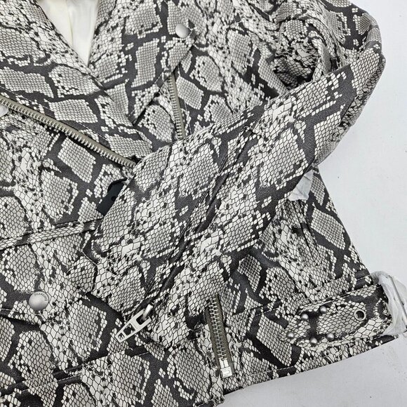 New BLANKNYC Break Away Snake Print Jacket Womens XS Faux Leather Blank NYC - Picture 6 of 7